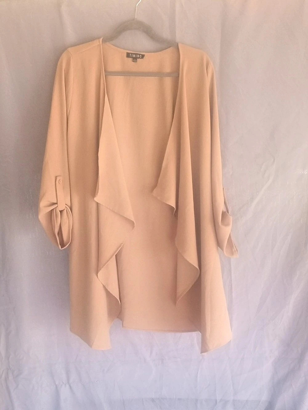 TIMING Draped Blouse in Cream Size Large Like New